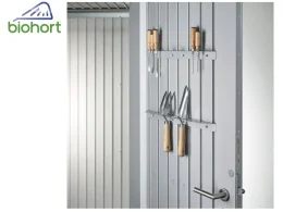 Držiak na náradie na dvere záhradného skladu Biohort